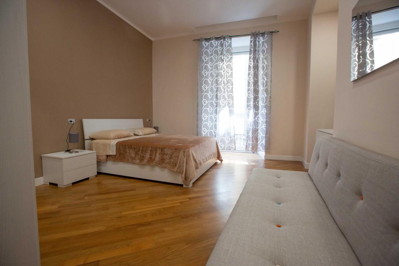 Privilege Chiaia By Dimorra Neapel Exterior foto