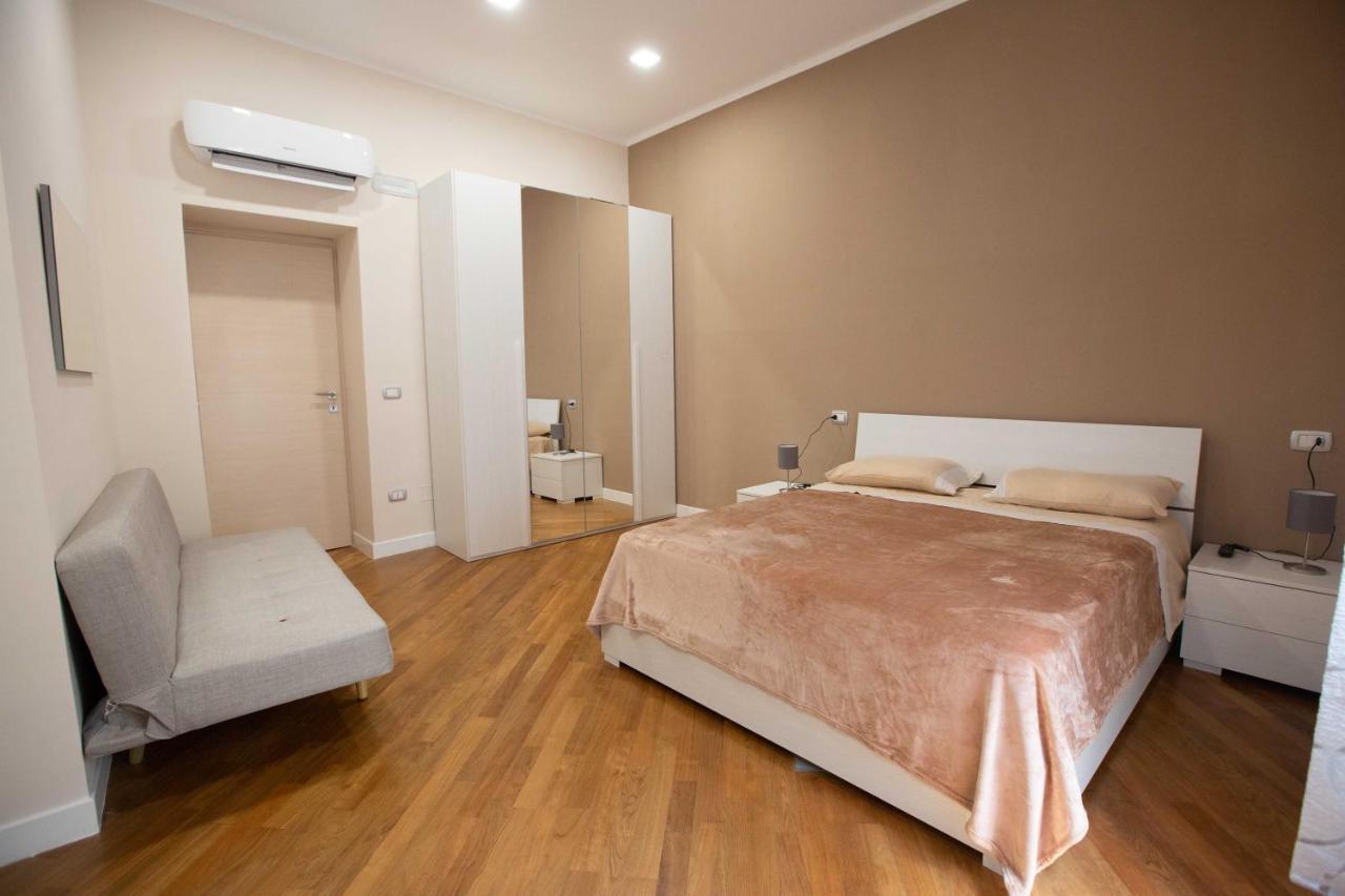Privilege Chiaia By Dimorra Neapel Exterior foto
