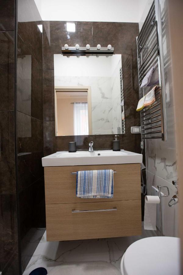 Privilege Chiaia By Dimorra Neapel Exterior foto